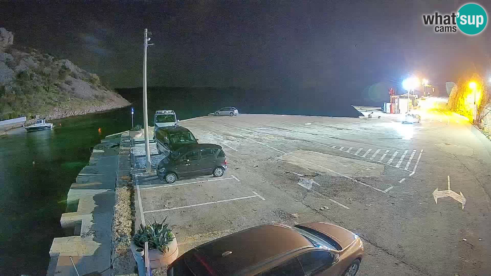 Webcam del puerto de ferris de Prizna – hacia la isla de Pag