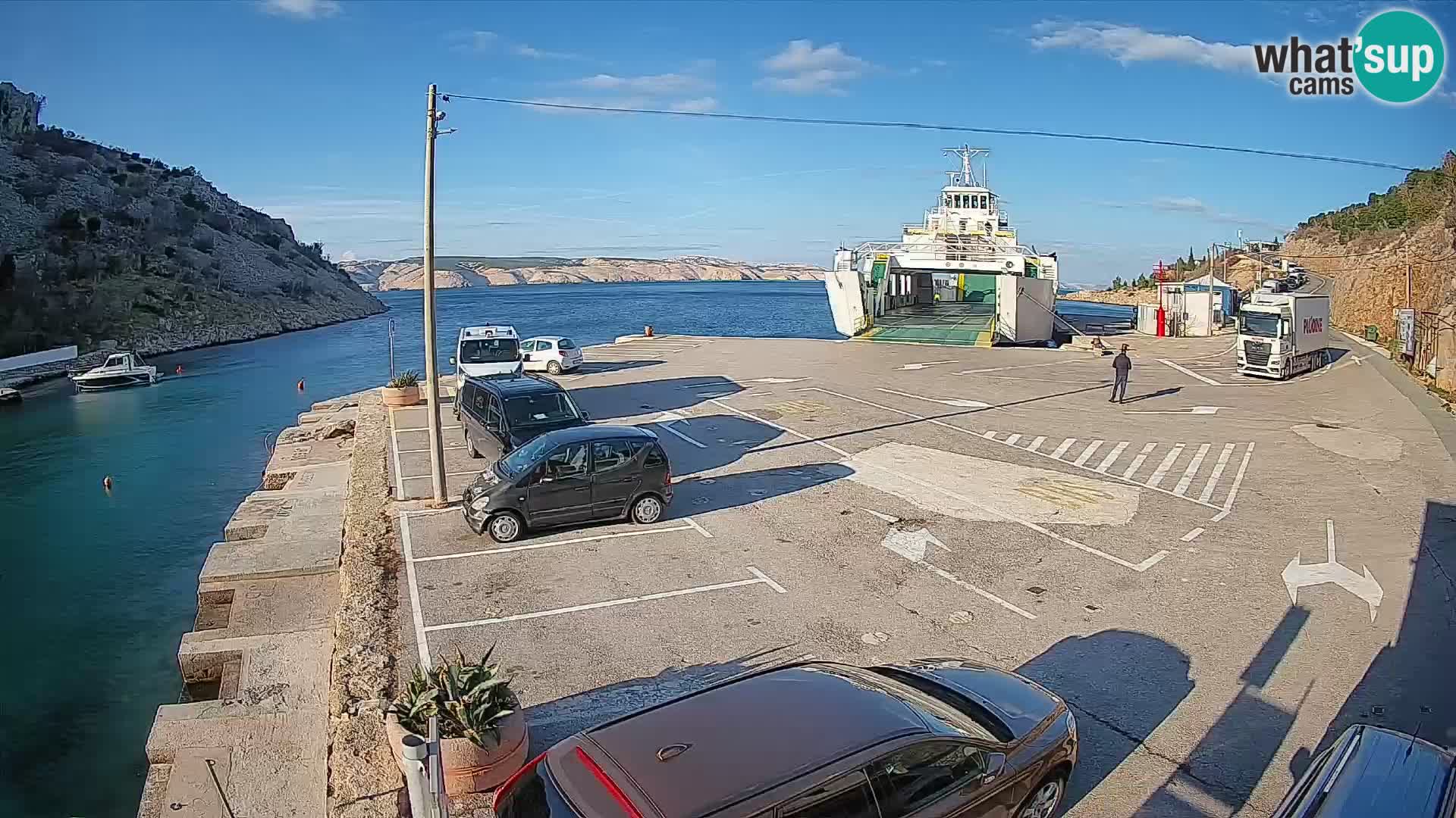 Webcam Prizna ferry port to Pag island