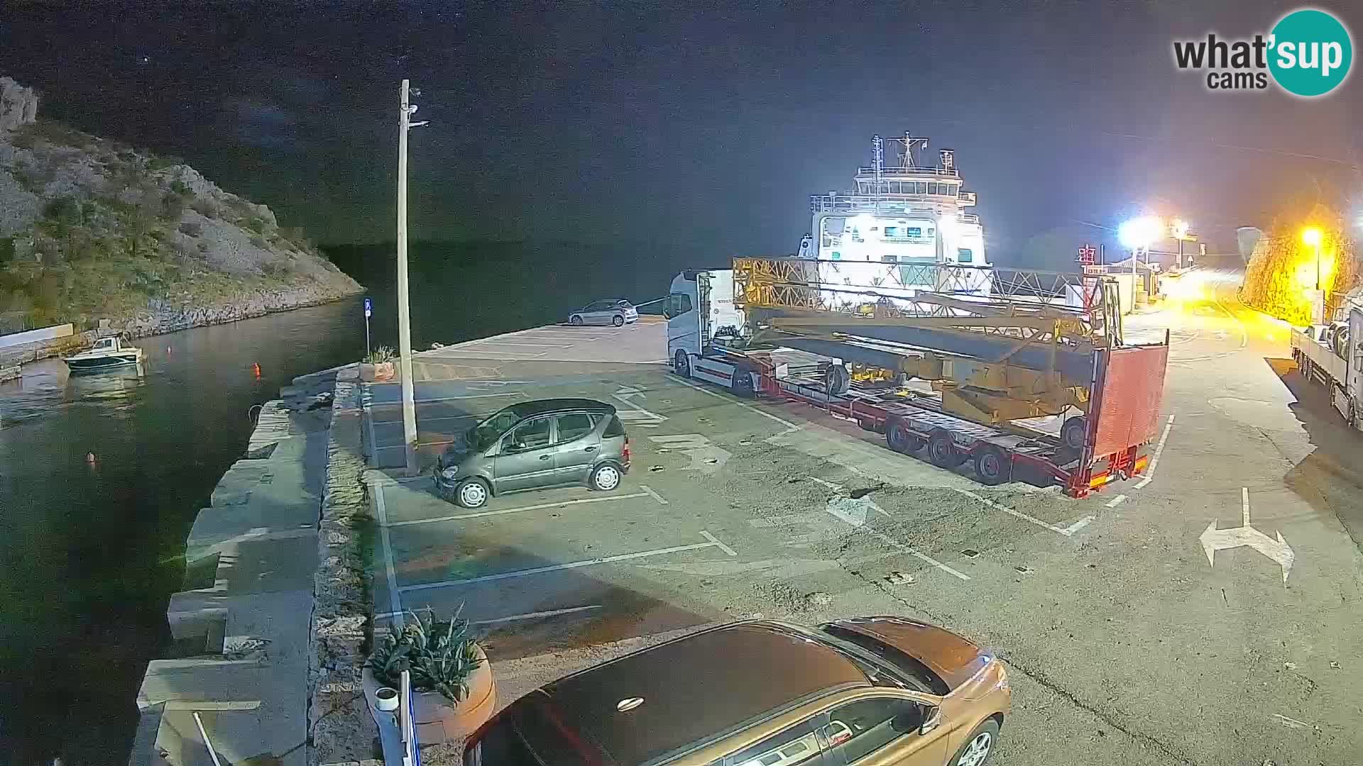 Webcam Prizna ferry port to Pag island