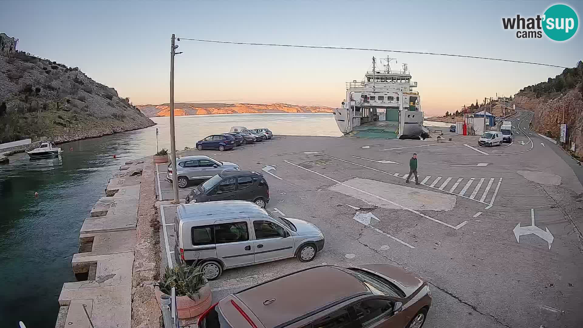 Webcam porto traghetti di Prizna – per l’isola di Pag