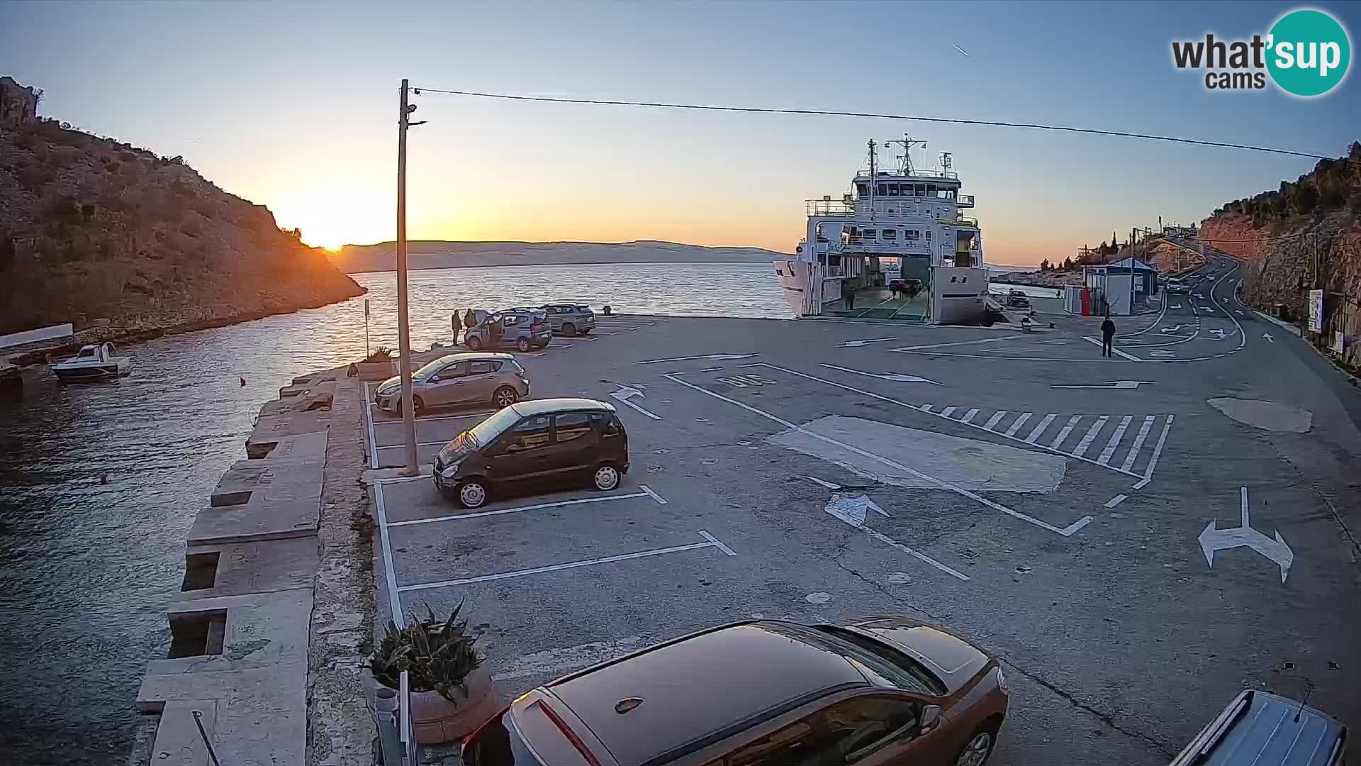 Webcam Fährhafen Prizna – zur Insel Pag