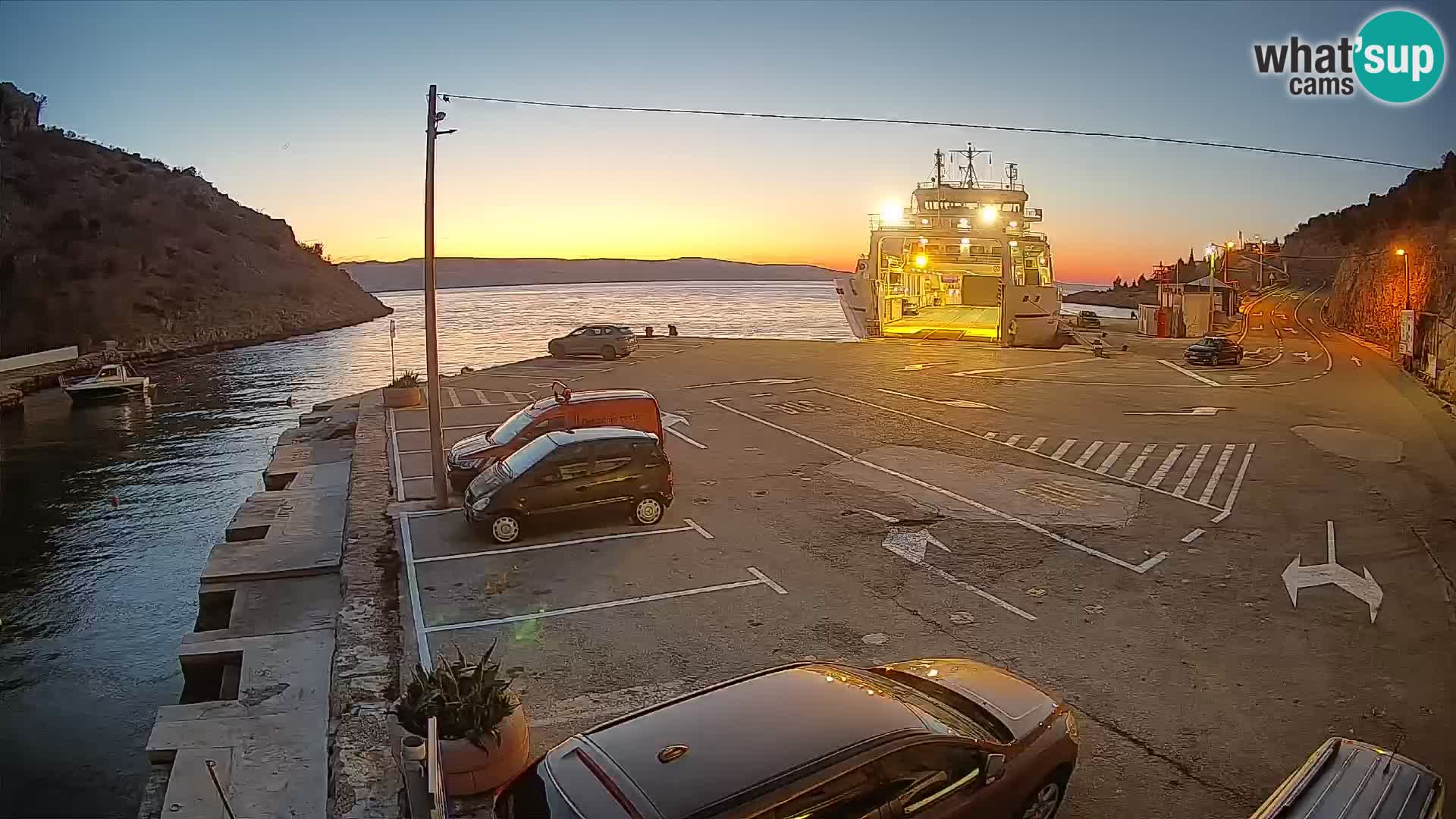 Webcam Prizna ferry port to Pag island