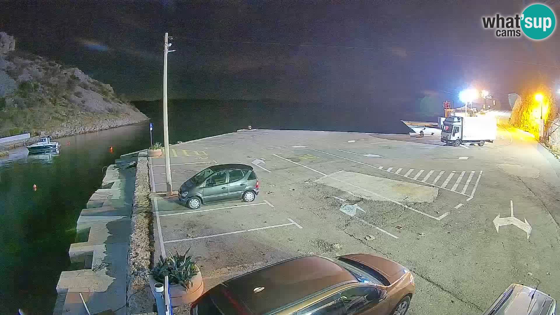 Webcam port de ferry de Prizna – vers l’île de Pag