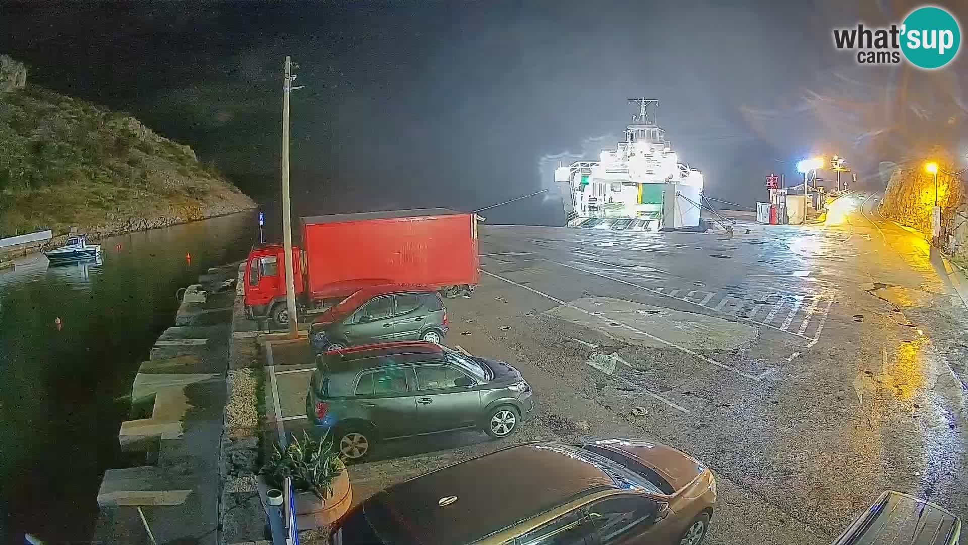 Webcam del puerto de ferris de Prizna – hacia la isla de Pag