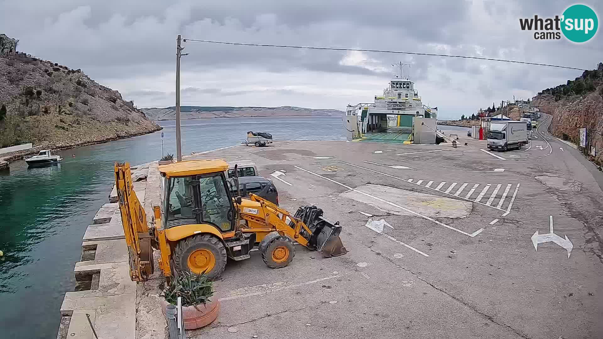Webcam port de ferry de Prizna – vers l’île de Pag