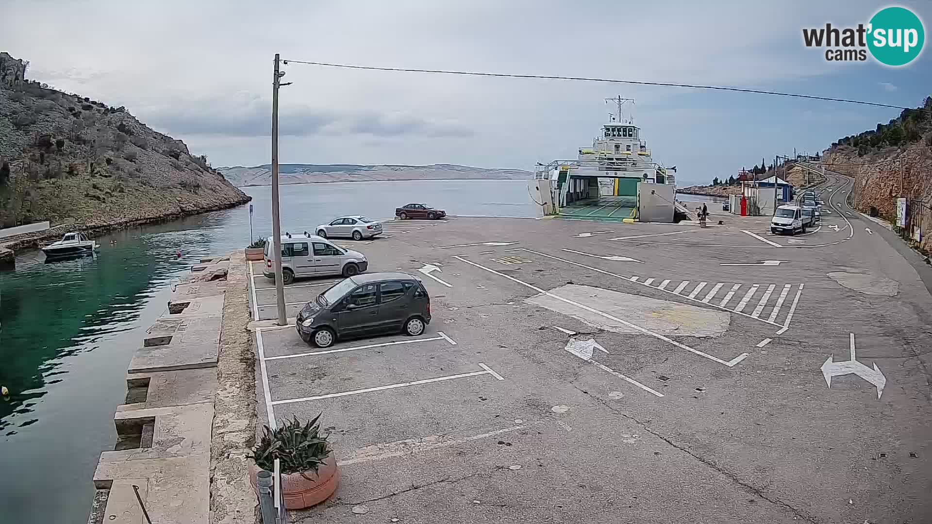 Webcam Prizna ferry port to Pag island