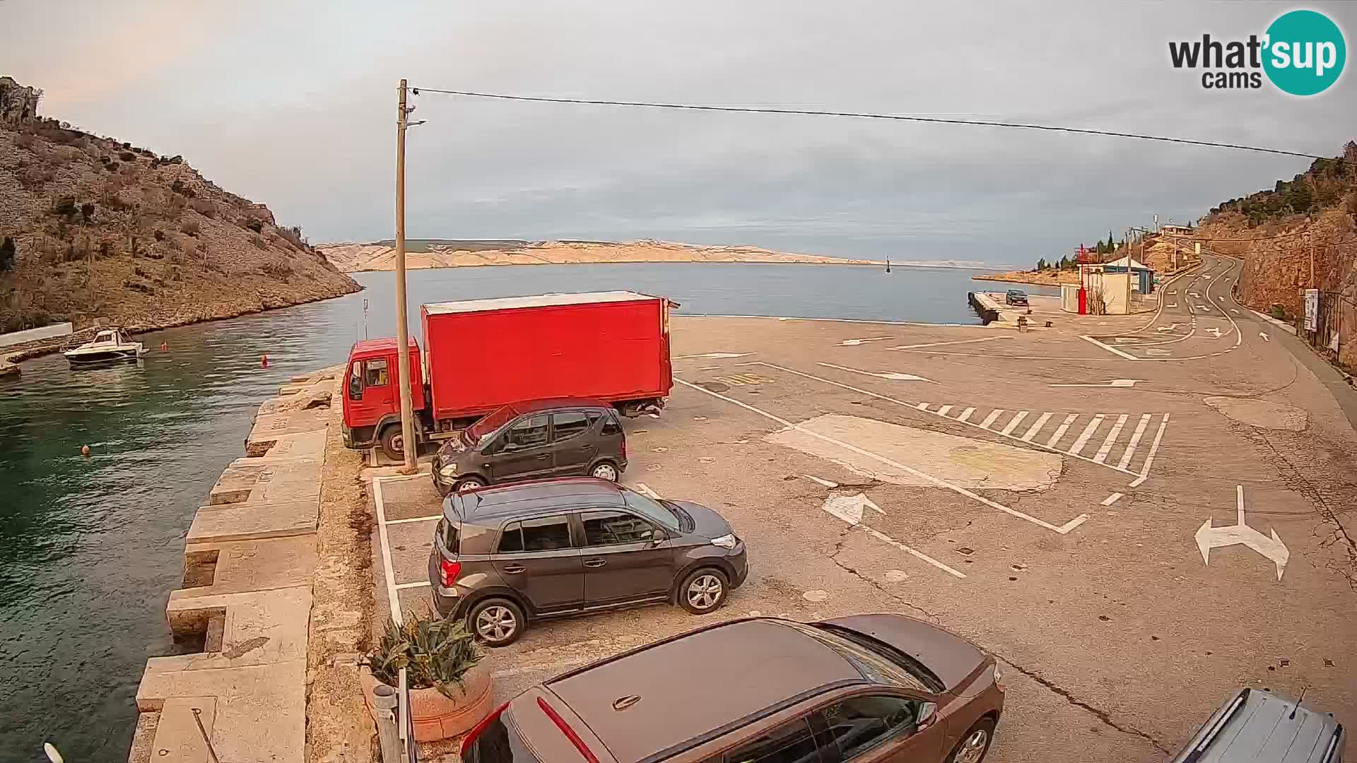 Webcam Fährhafen Prizna – zur Insel Pag