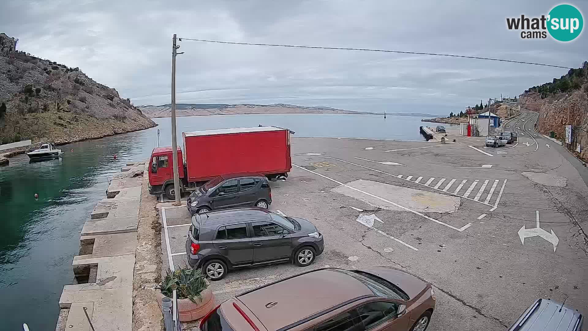 Webcam port de ferry de Prizna – vers l’île de Pag