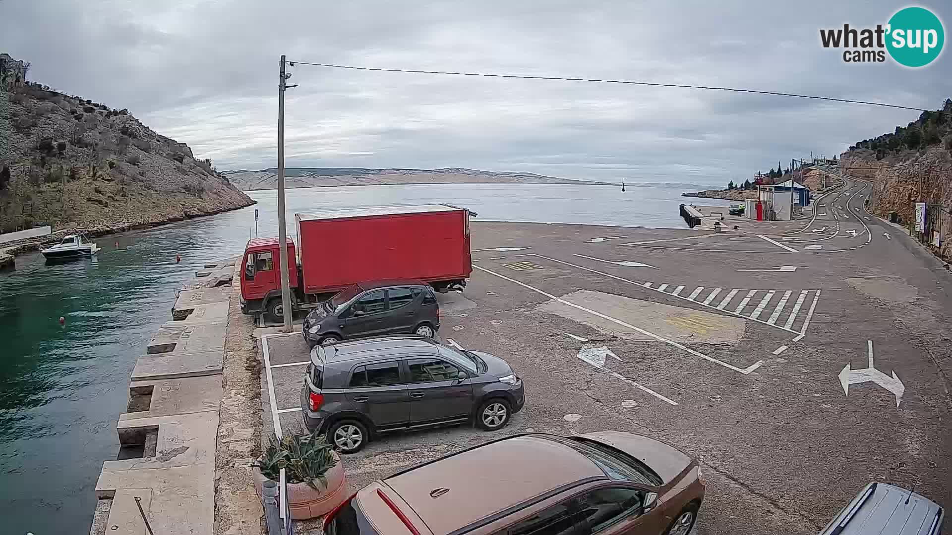 Webcam Prizna ferry port to Pag island
