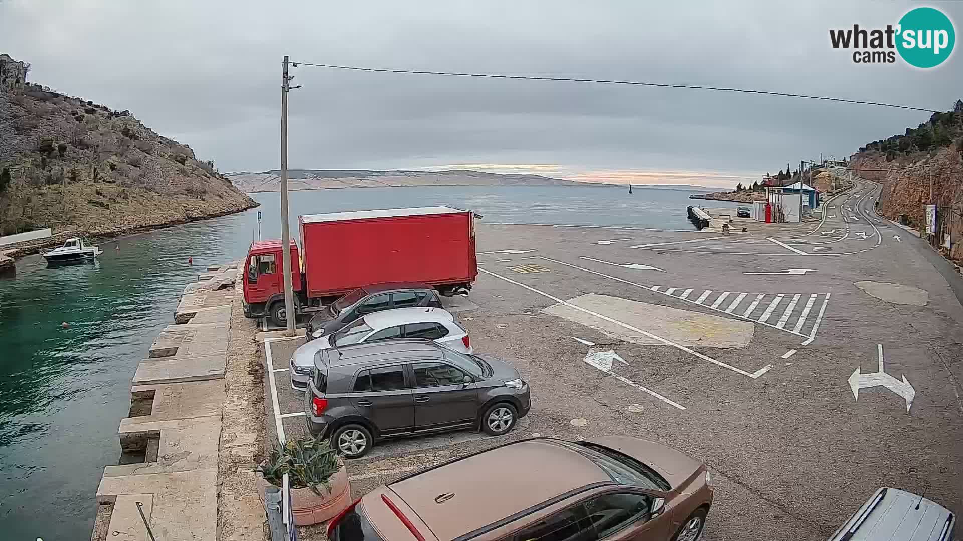 Webcam Prizna ferry port to Pag island