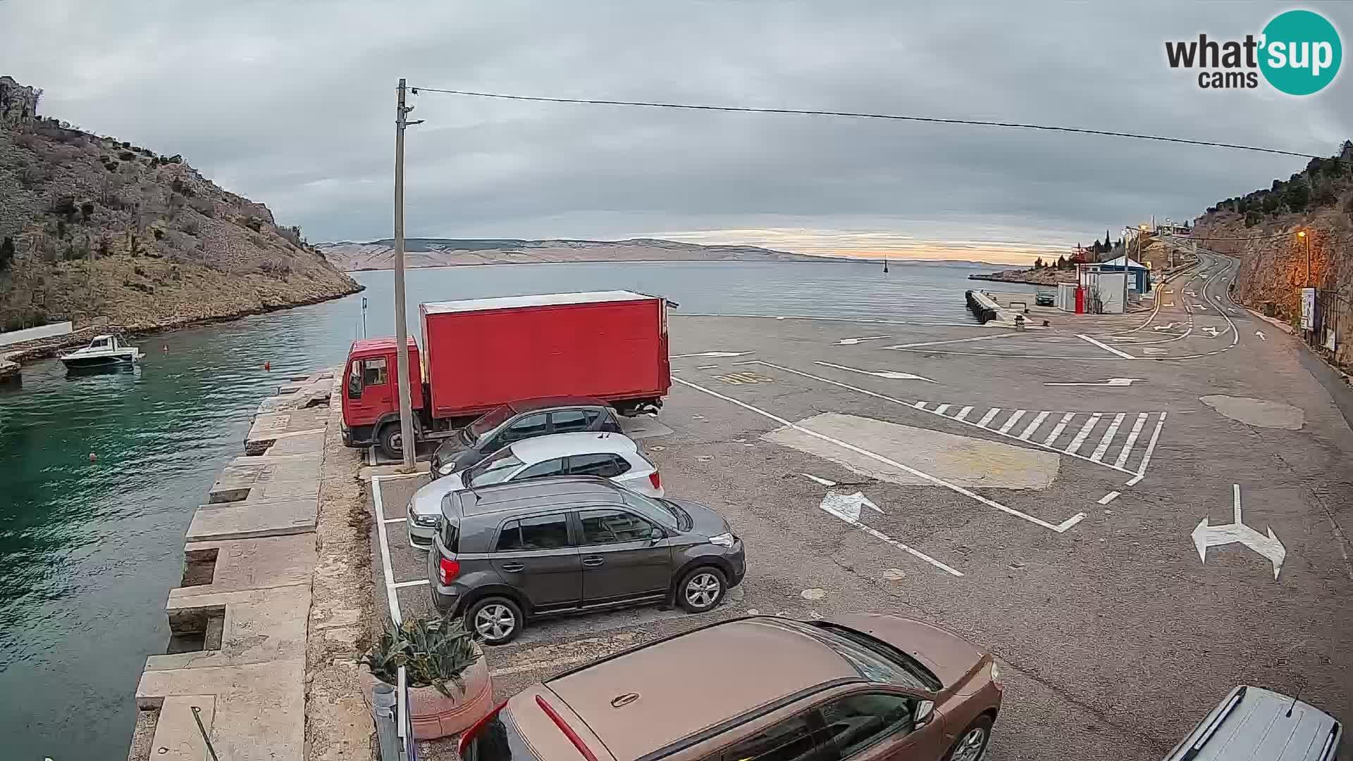 Webcam Prizna ferry port to Pag island