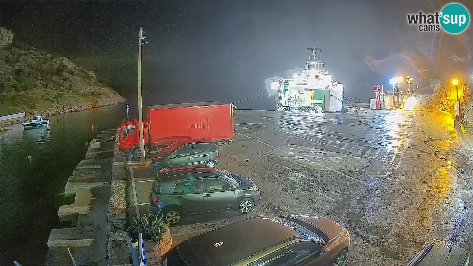 Webcam del puerto de ferris de Prizna – hacia la isla de Pag