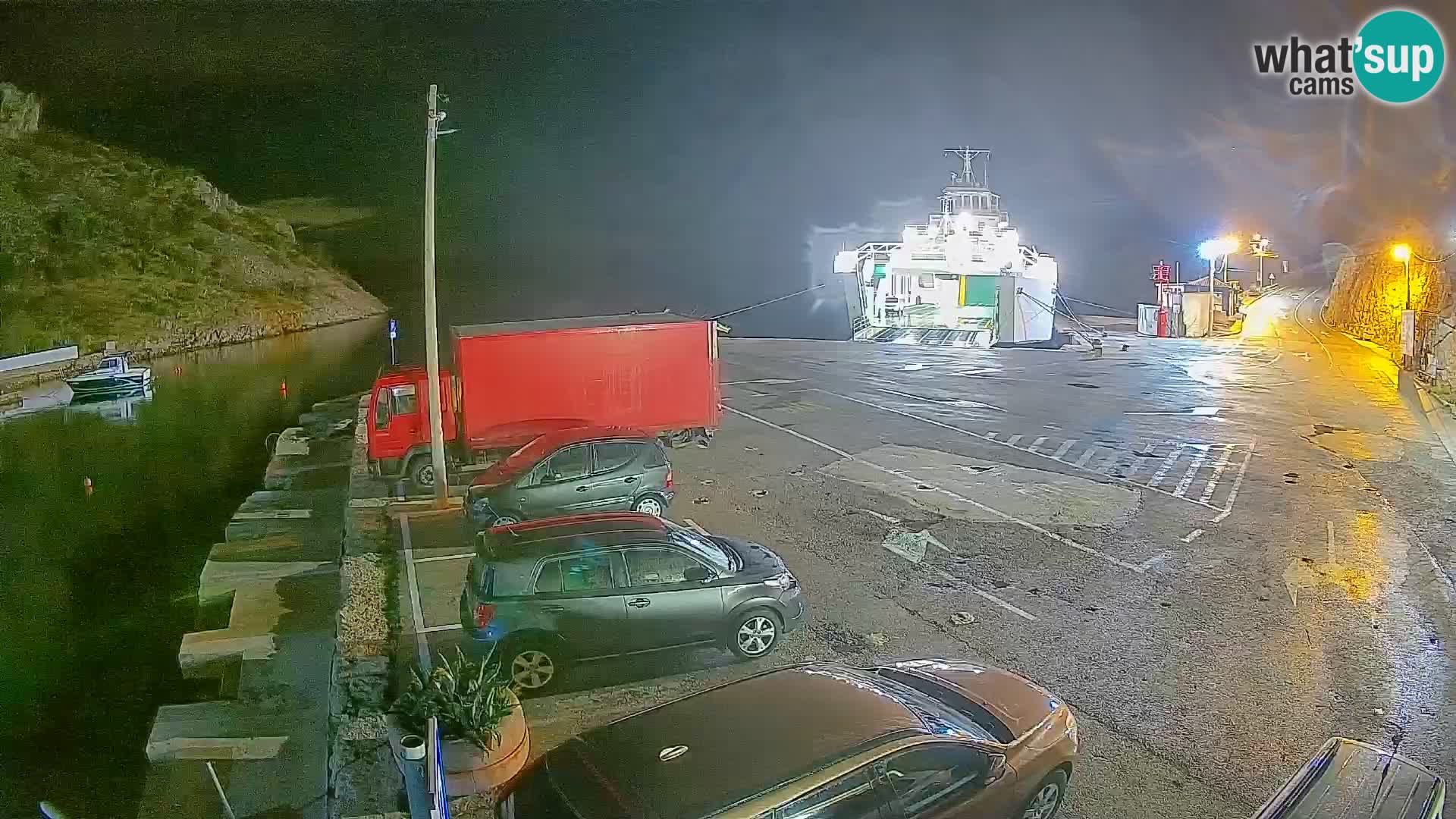 Webcam del puerto de ferris de Prizna – hacia la isla de Pag