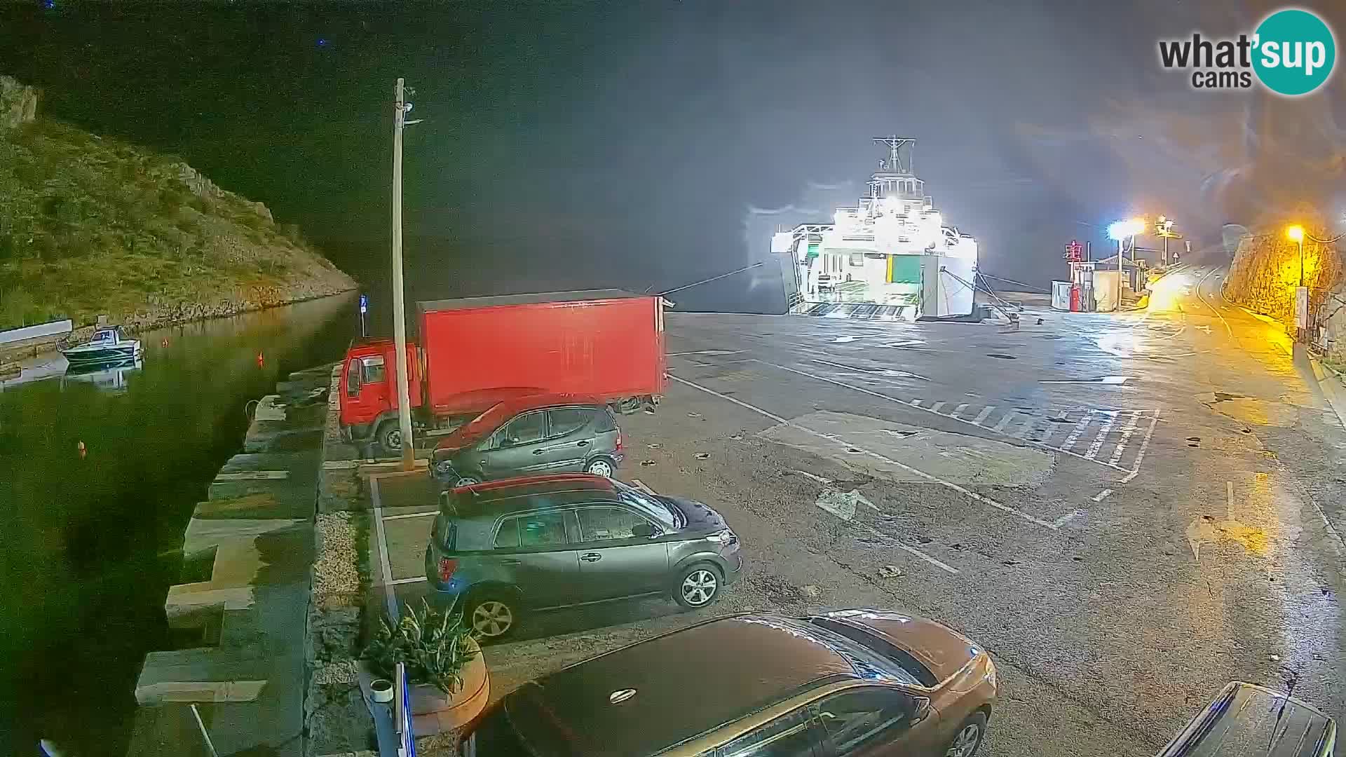 Webcam del puerto de ferris de Prizna – hacia la isla de Pag