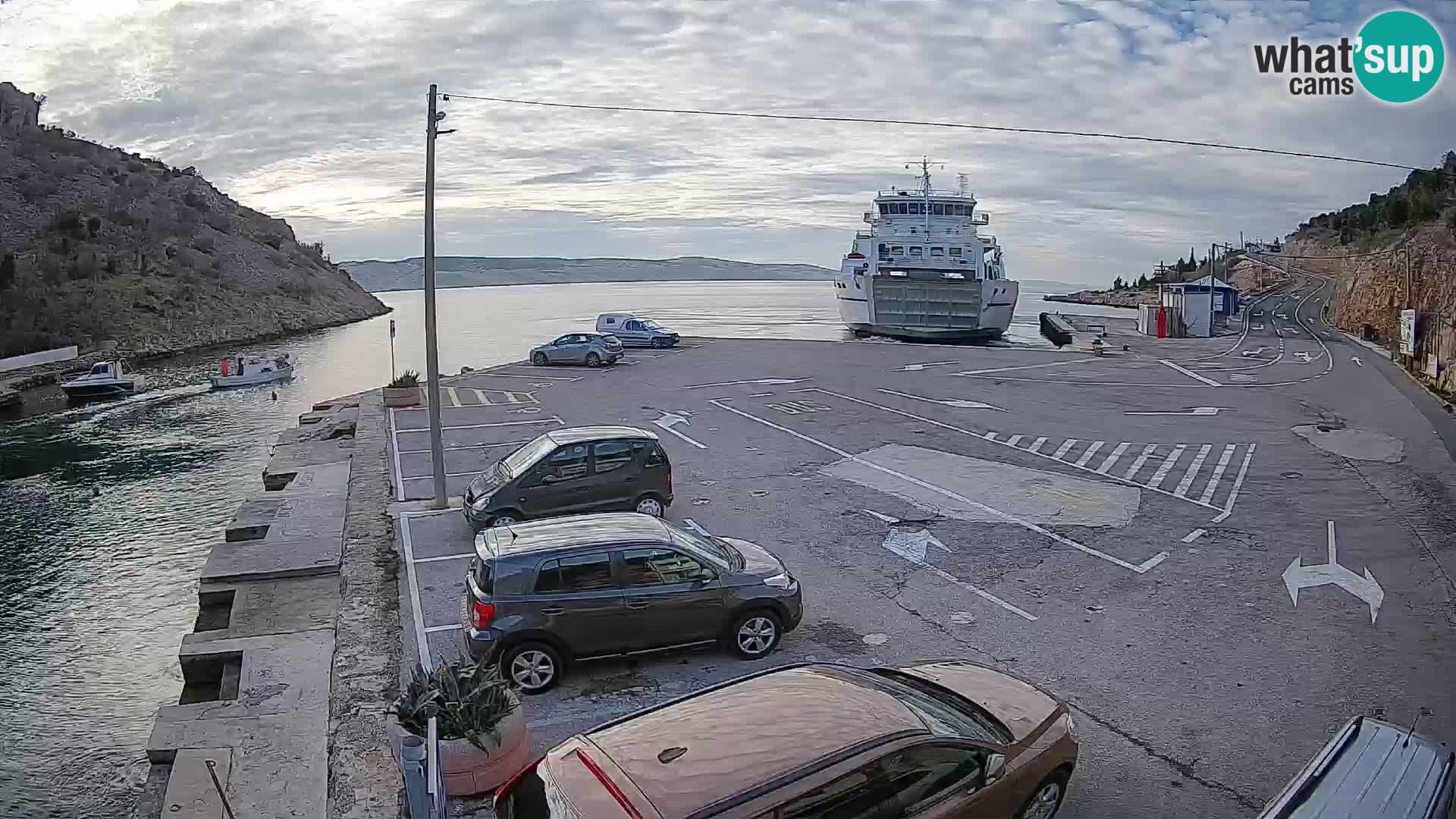 Webcam port de ferry de Prizna – vers l’île de Pag