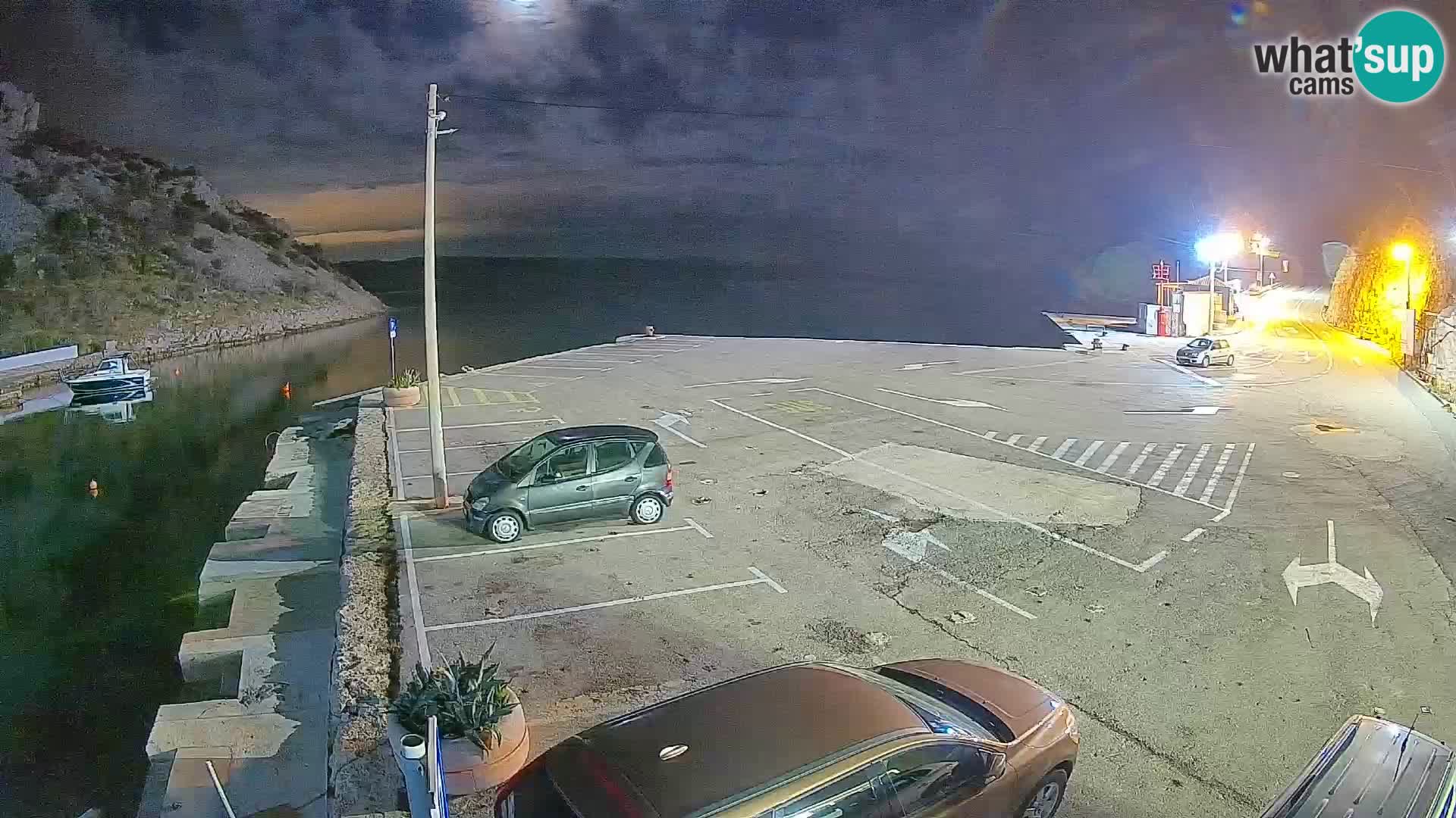 Webcam Prizna ferry port to Pag island