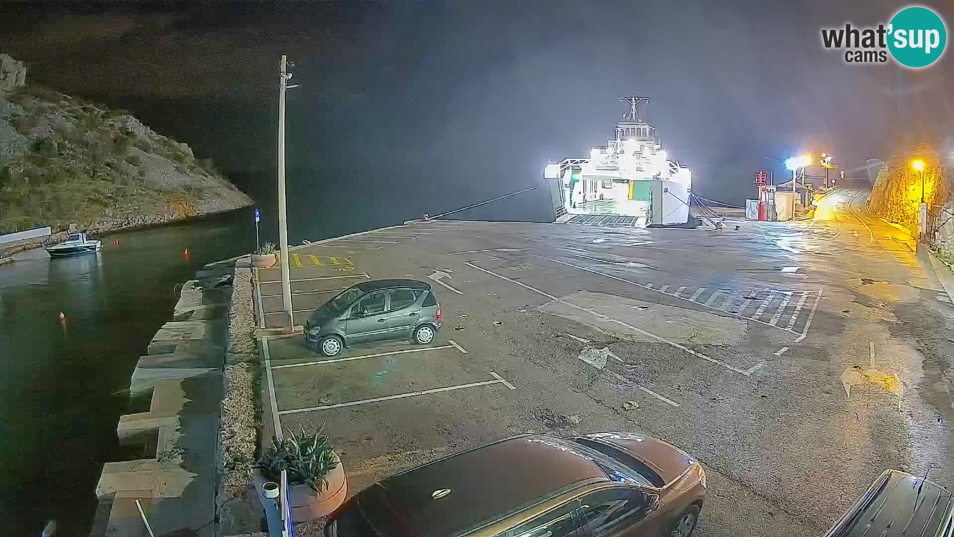 Webcam Prizna ferry port to Pag island