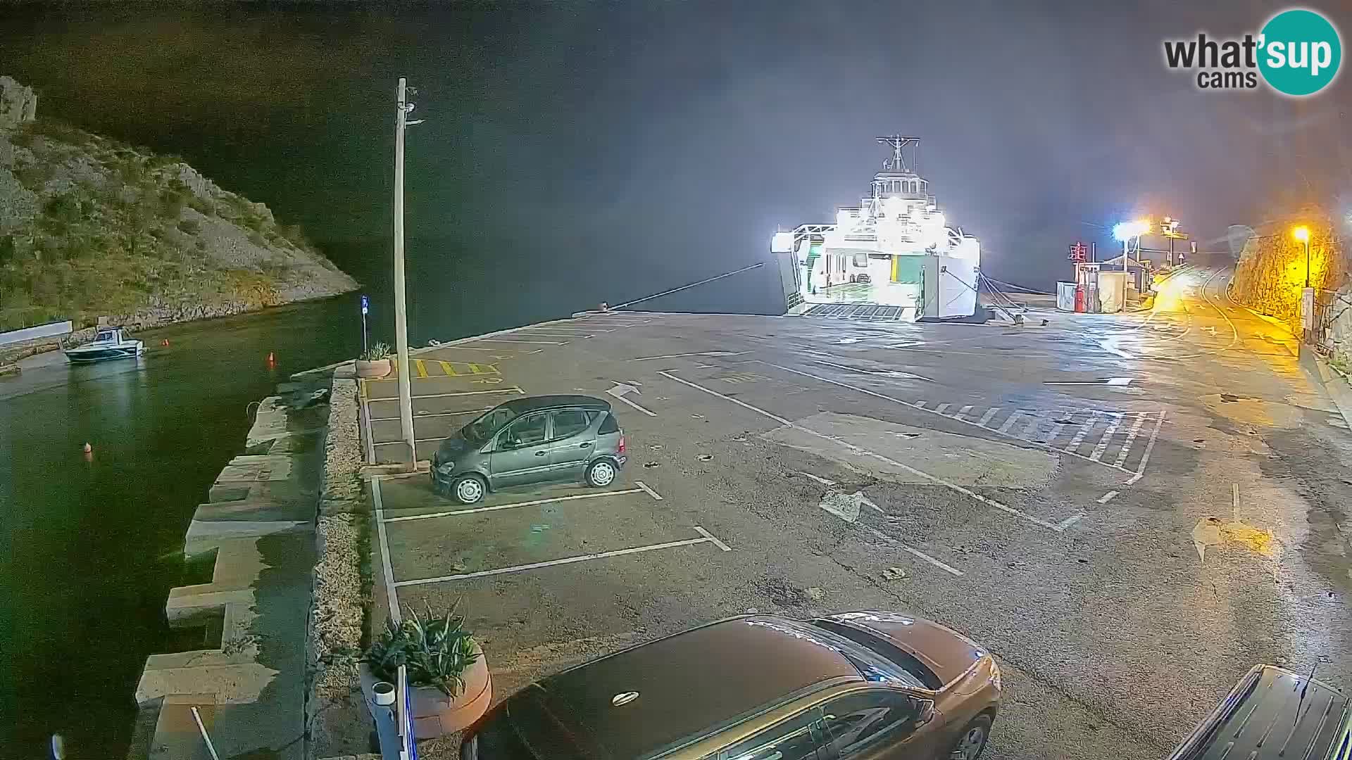 Webcam Prizna ferry port to Pag island