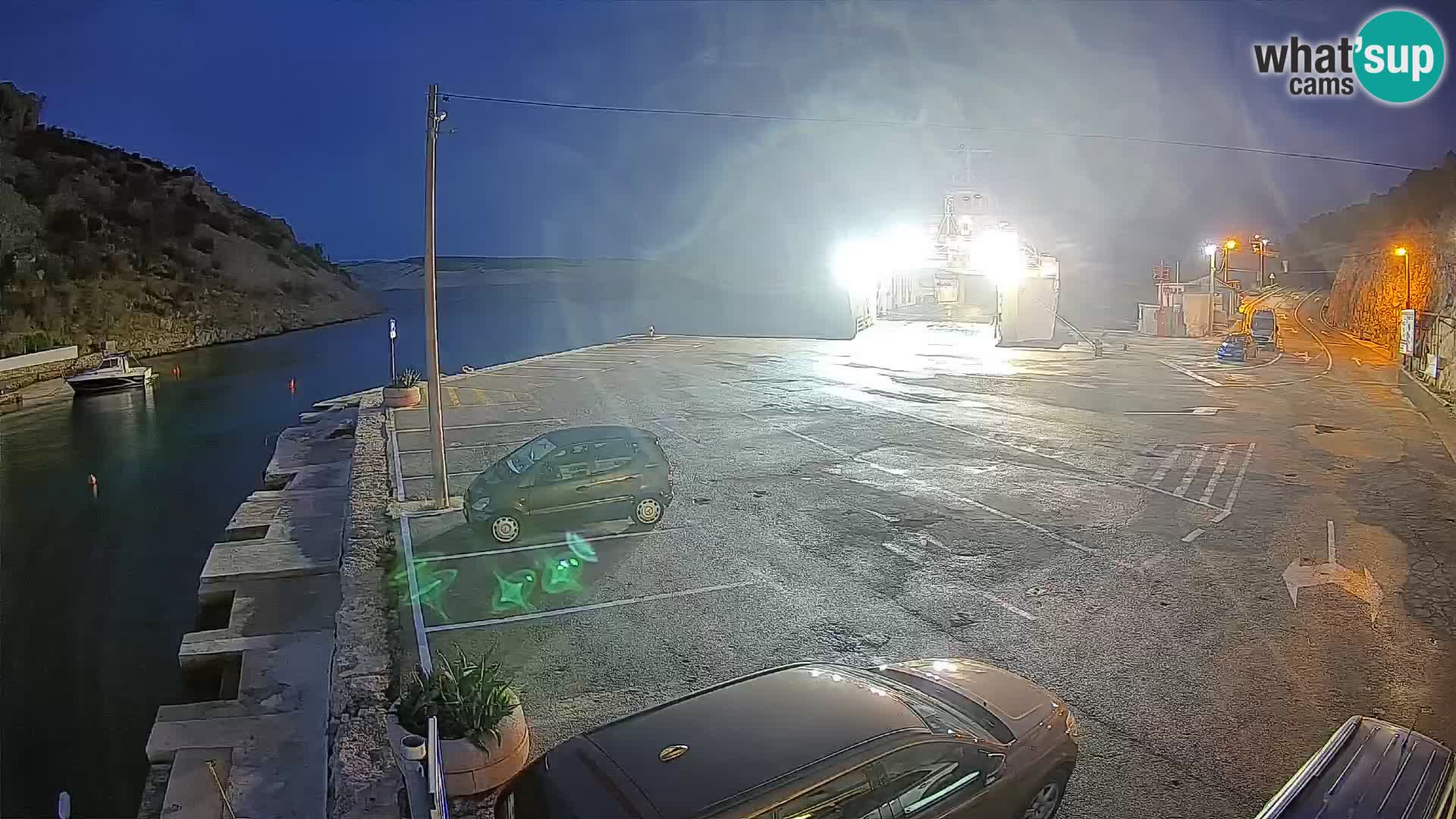 Webcam Prizna ferry port to Pag island