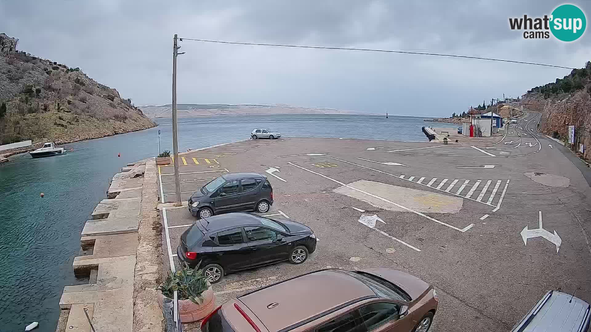 Webcam Prizna ferry port to Pag island