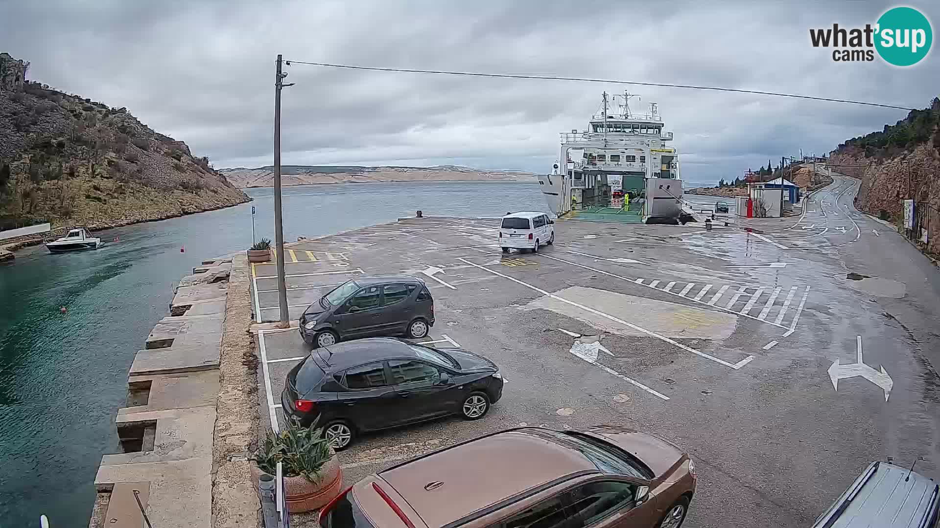 Webcam Prizna ferry port to Pag island