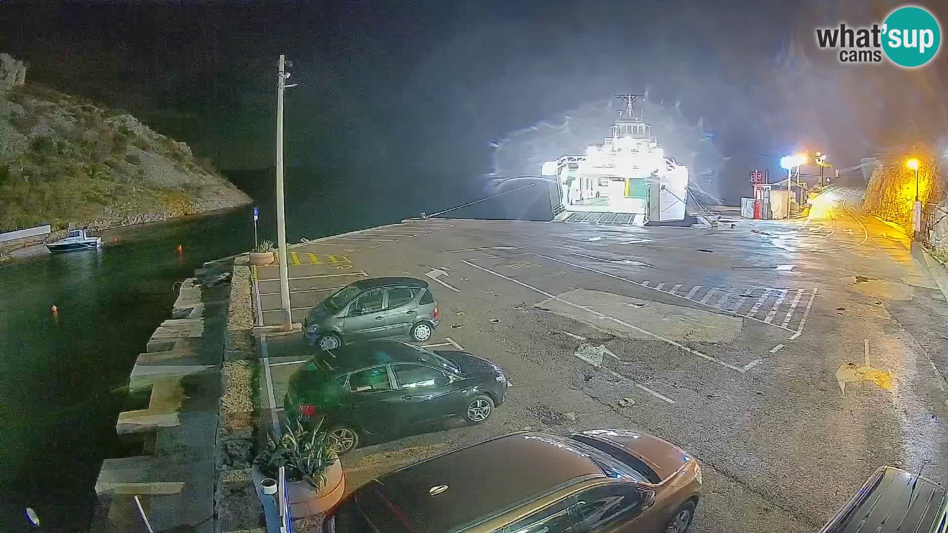 Webcam Prizna ferry port to Pag island