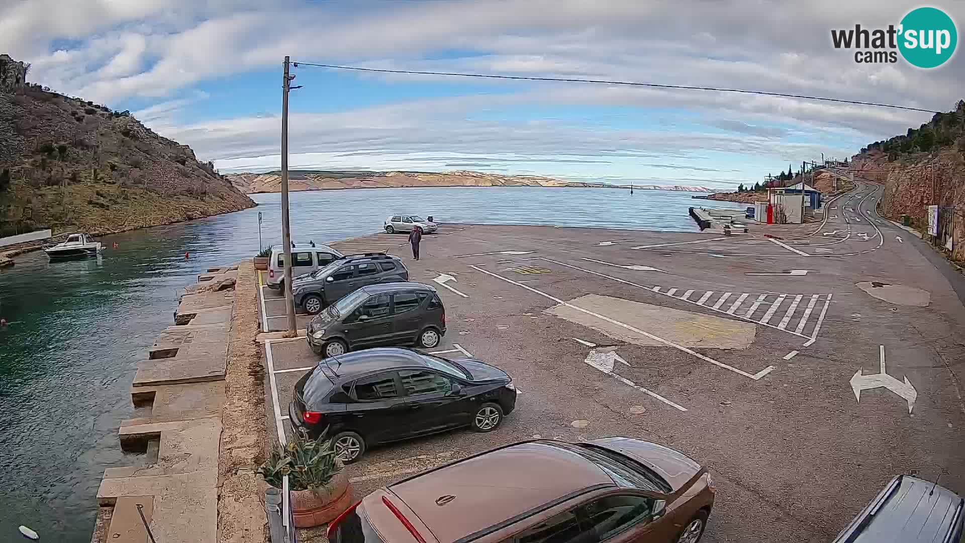 Webcam Prizna ferry port to Pag island