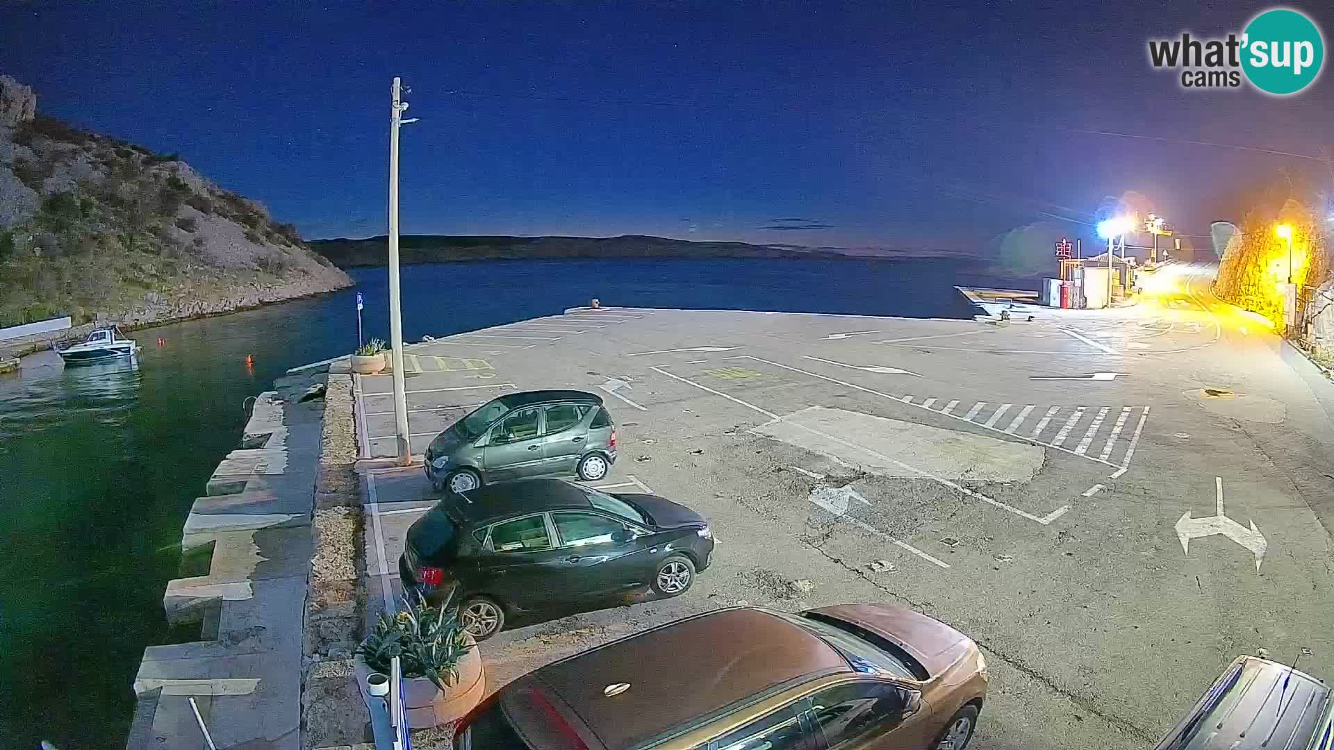 Webcam port de ferry de Prizna – vers l’île de Pag