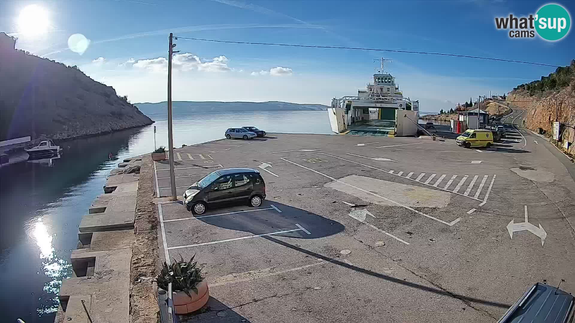Webcam Prizna ferry port to Pag island