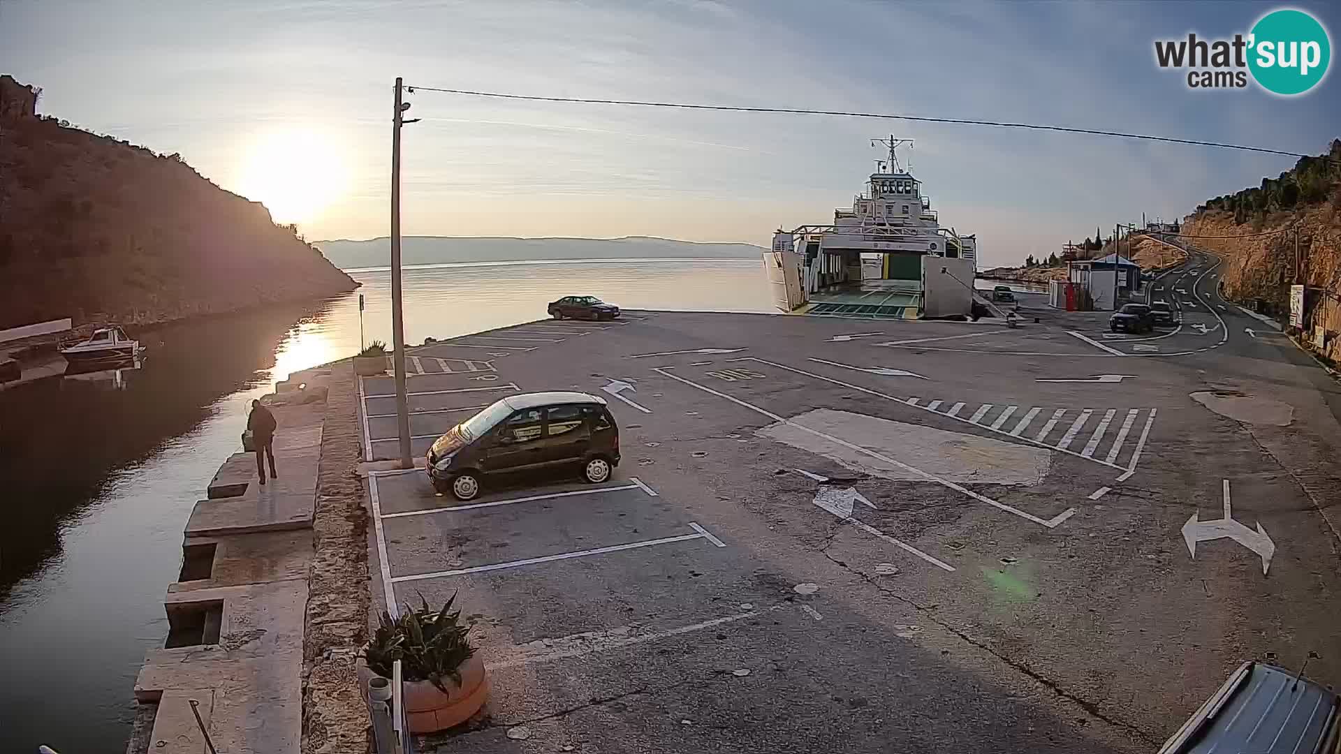 Webcam port de ferry de Prizna – vers l’île de Pag