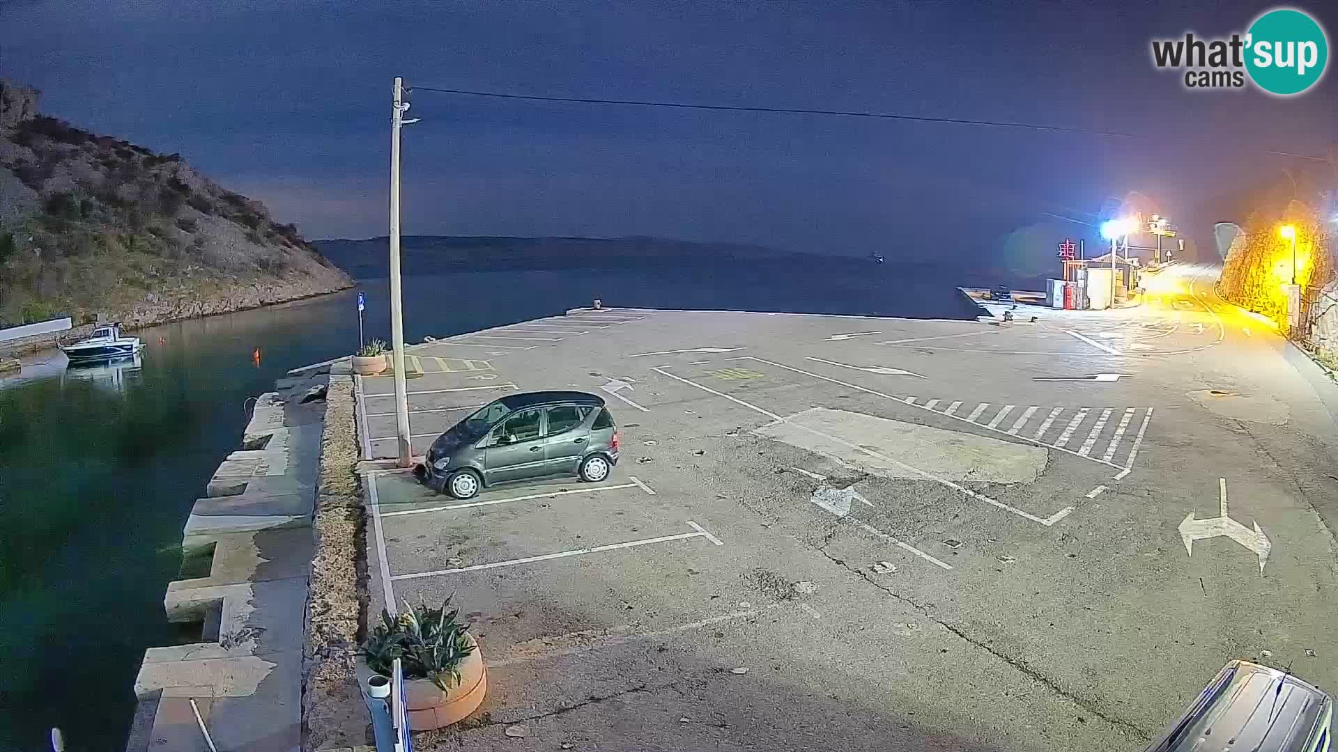Webcam port de ferry de Prizna – vers l’île de Pag