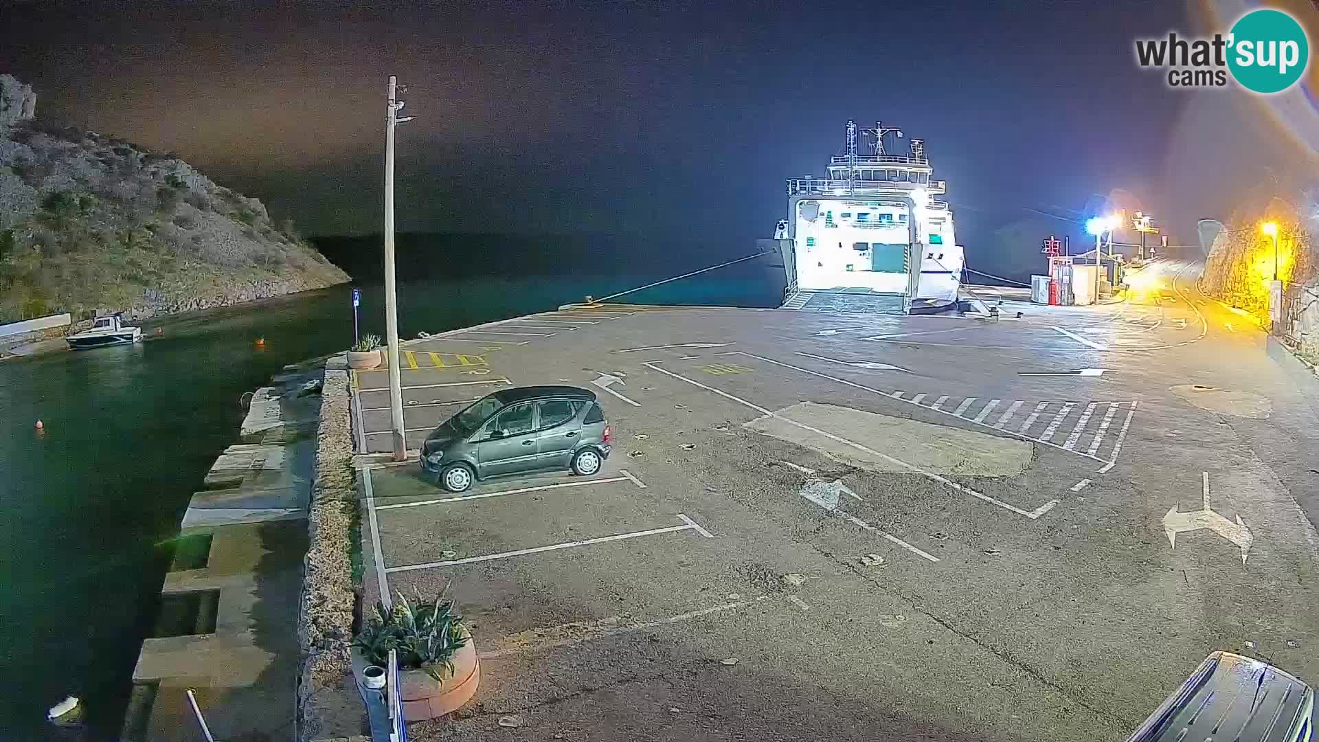 Webcam Prizna ferry port to Pag island