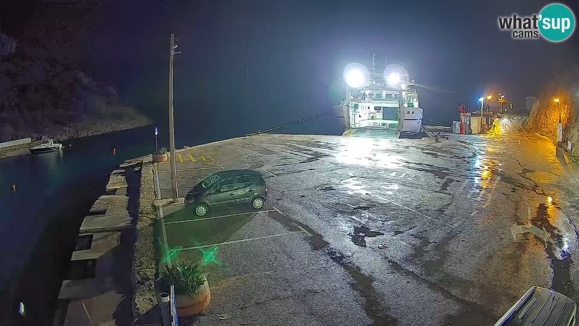 Webcam Prizna ferry port to Pag island