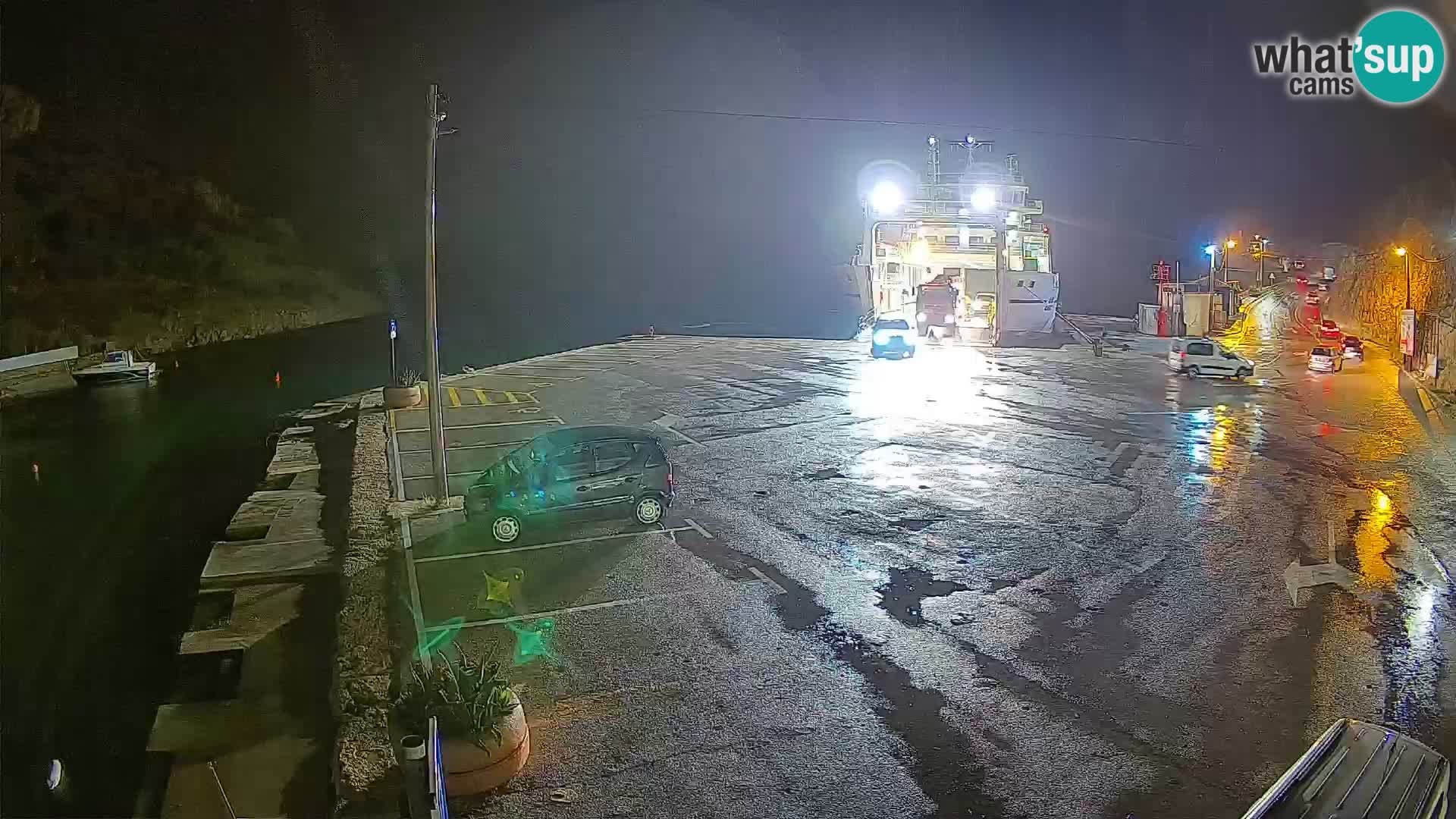 Webcam Prizna ferry port to Pag island