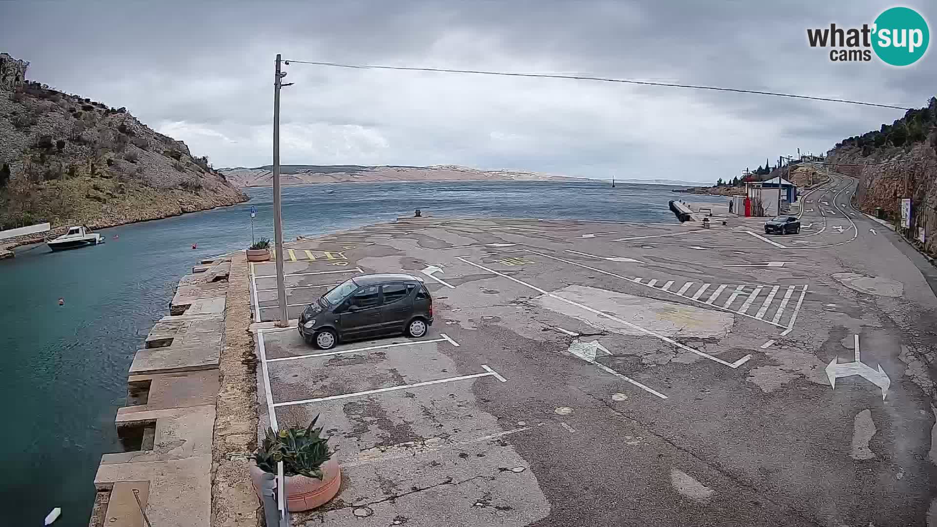 Webcam port de ferry de Prizna – vers l’île de Pag