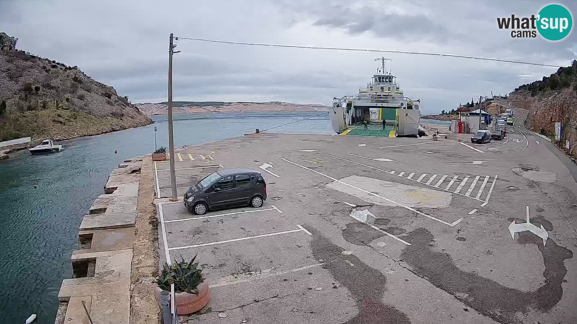 Webcam port de ferry de Prizna – vers l’île de Pag