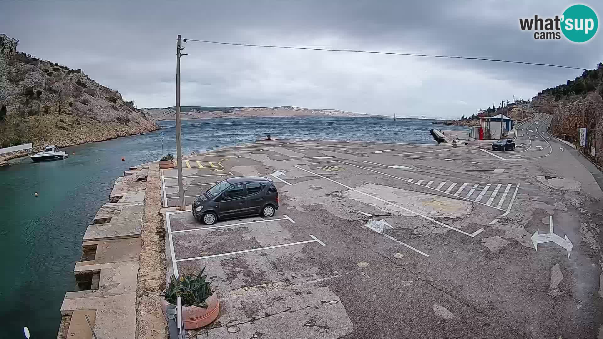 Webcam port de ferry de Prizna – vers l’île de Pag