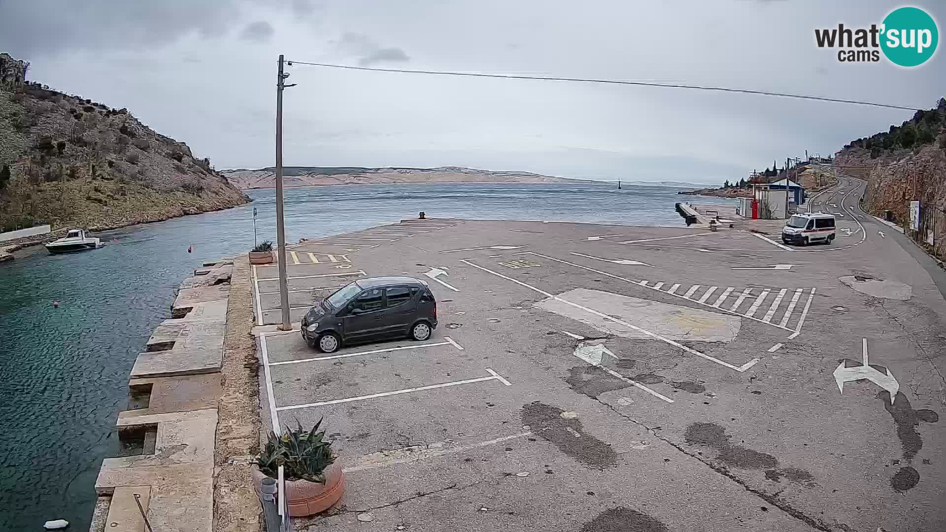 Webcam Prizna ferry port to Pag island