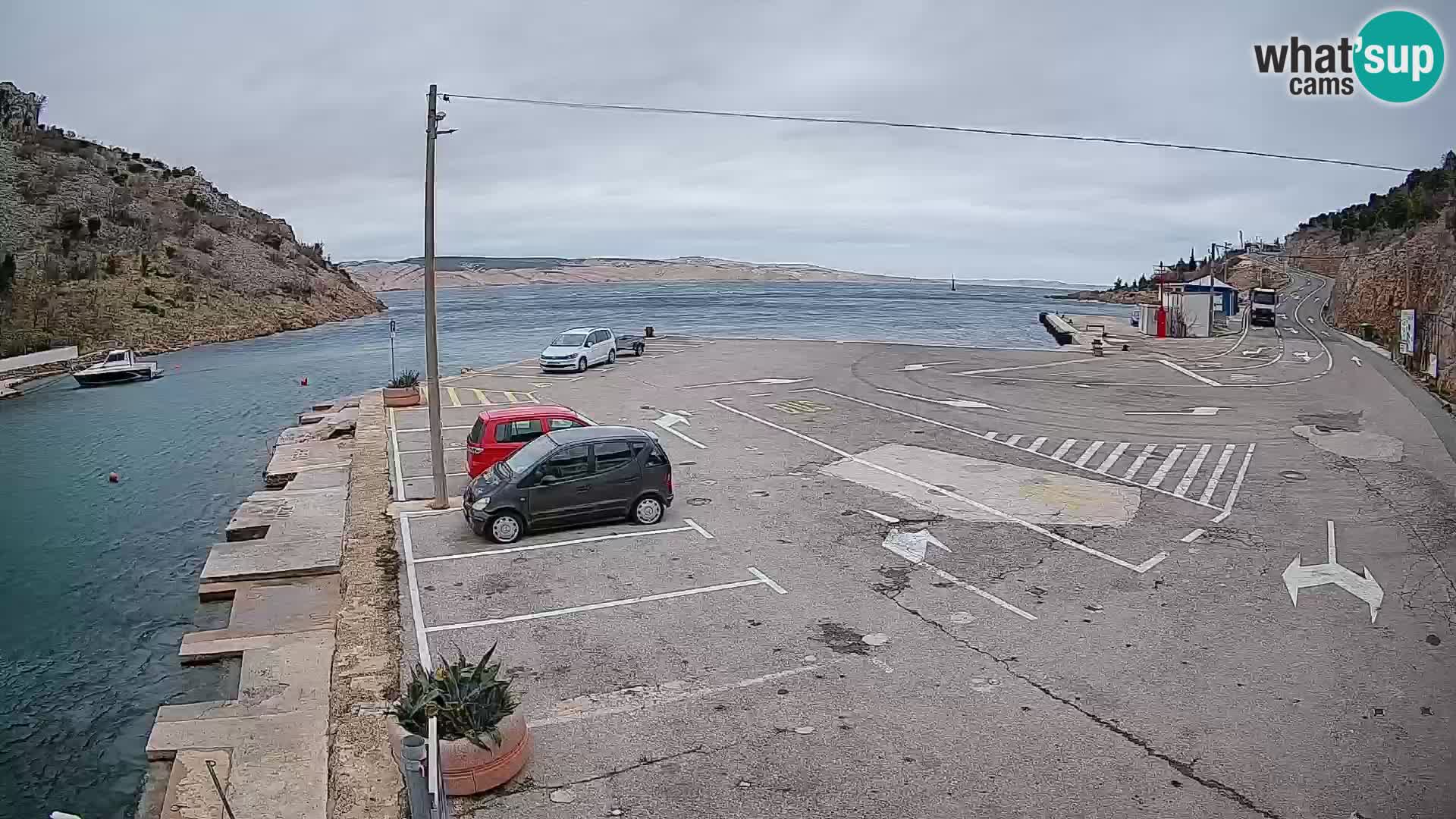 Webcam Prizna ferry port to Pag island