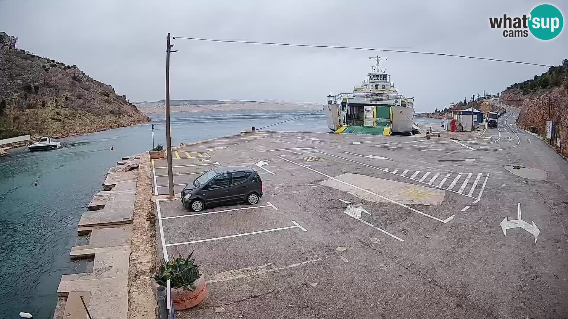 Webcam Prizna ferry port to Pag island