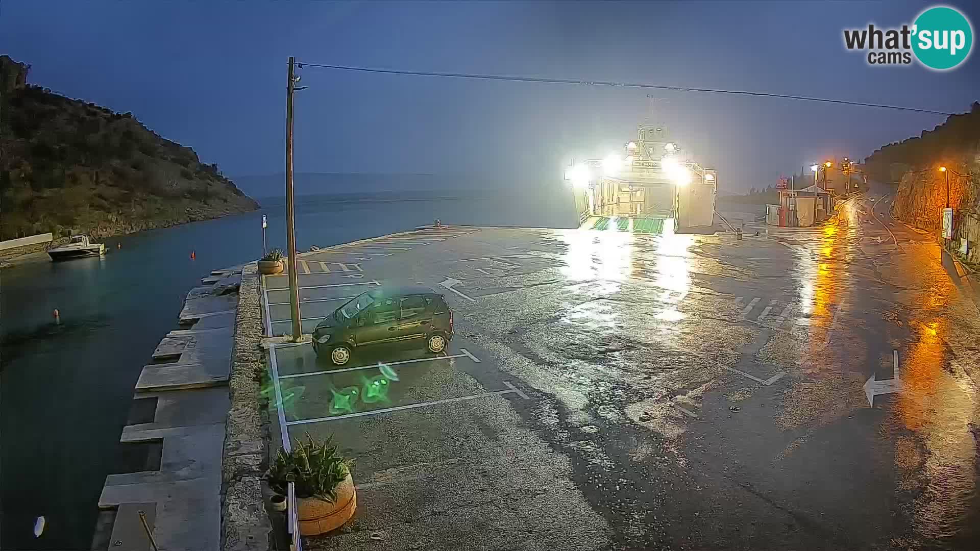 Webcam port de ferry de Prizna – vers l’île de Pag