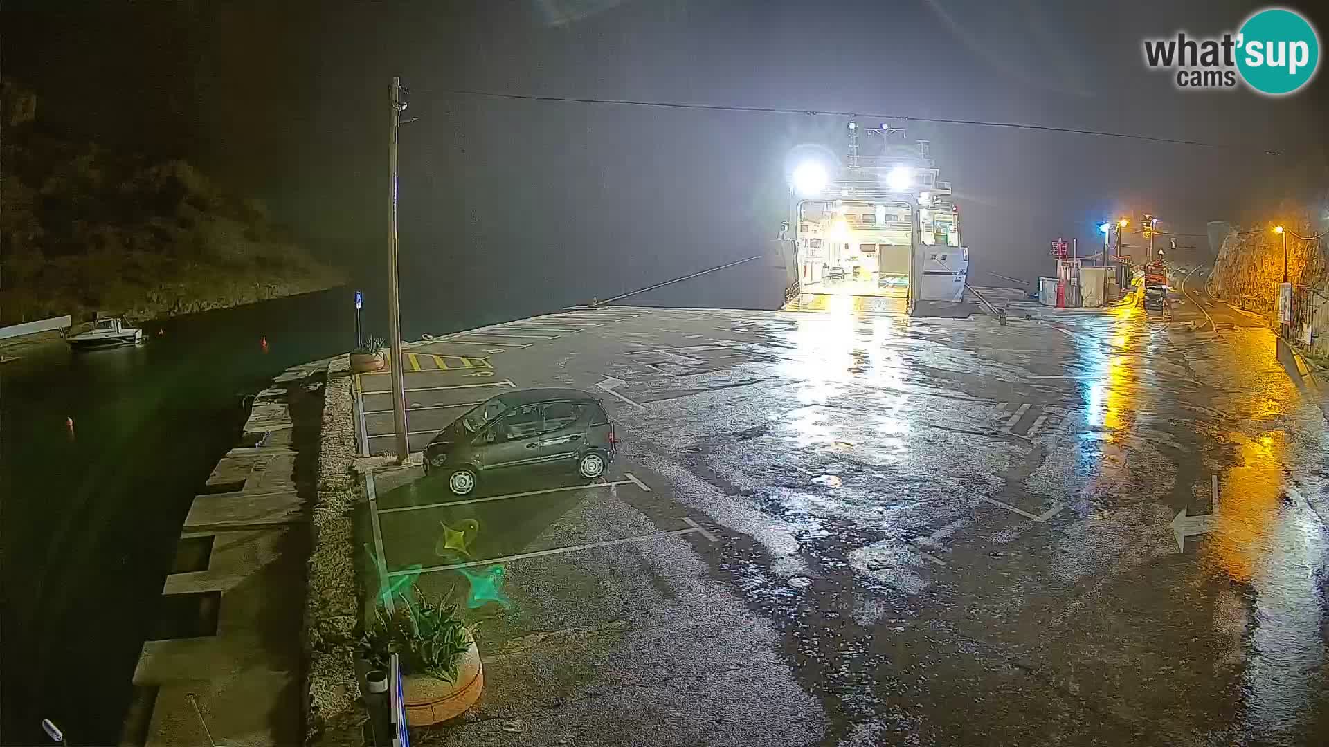 Webcam Prizna ferry port to Pag island