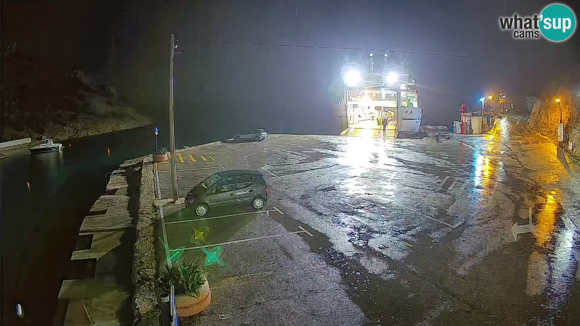 Webcam Prizna ferry port to Pag island