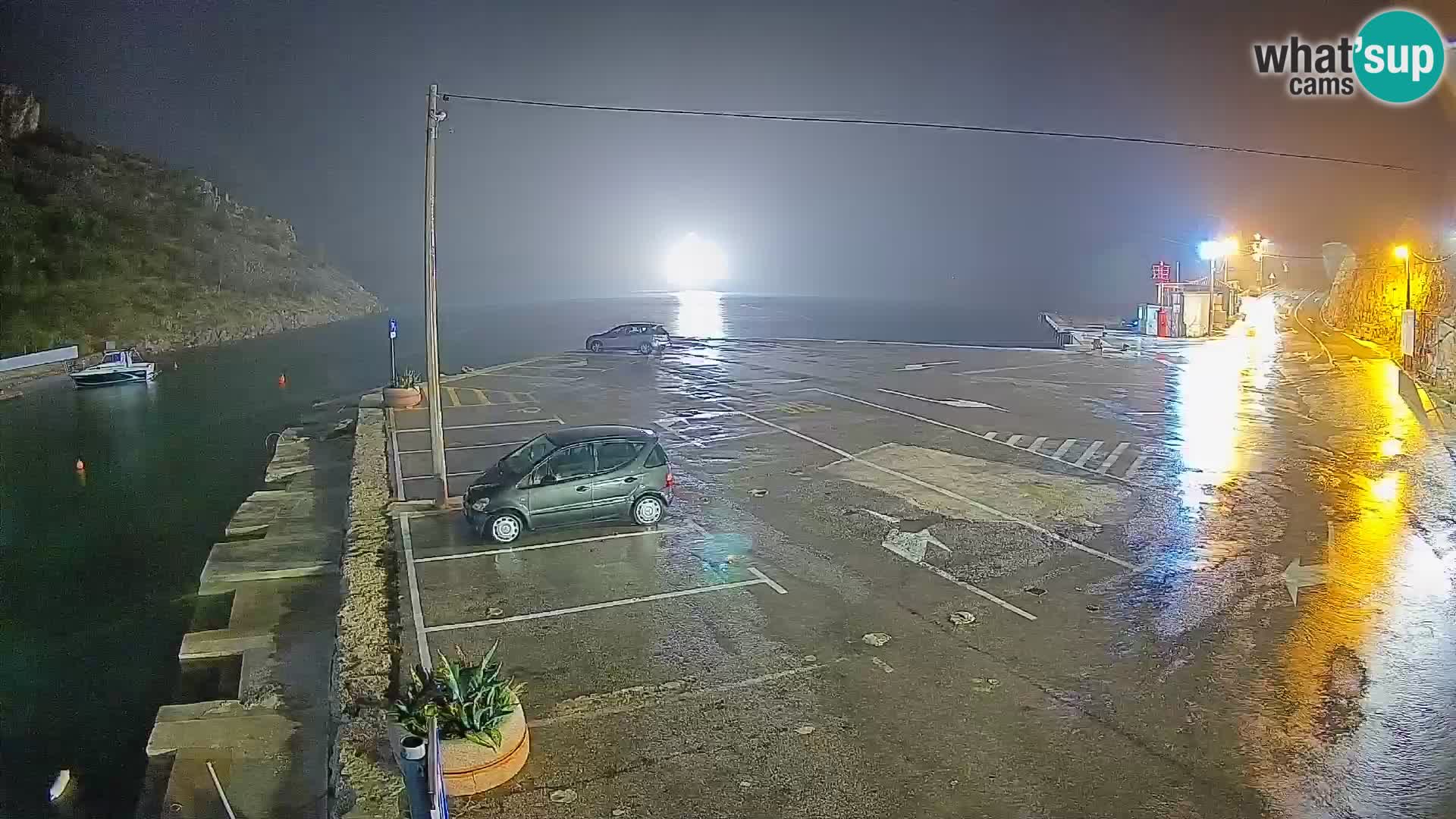 Webcam Prizna ferry port to Pag island