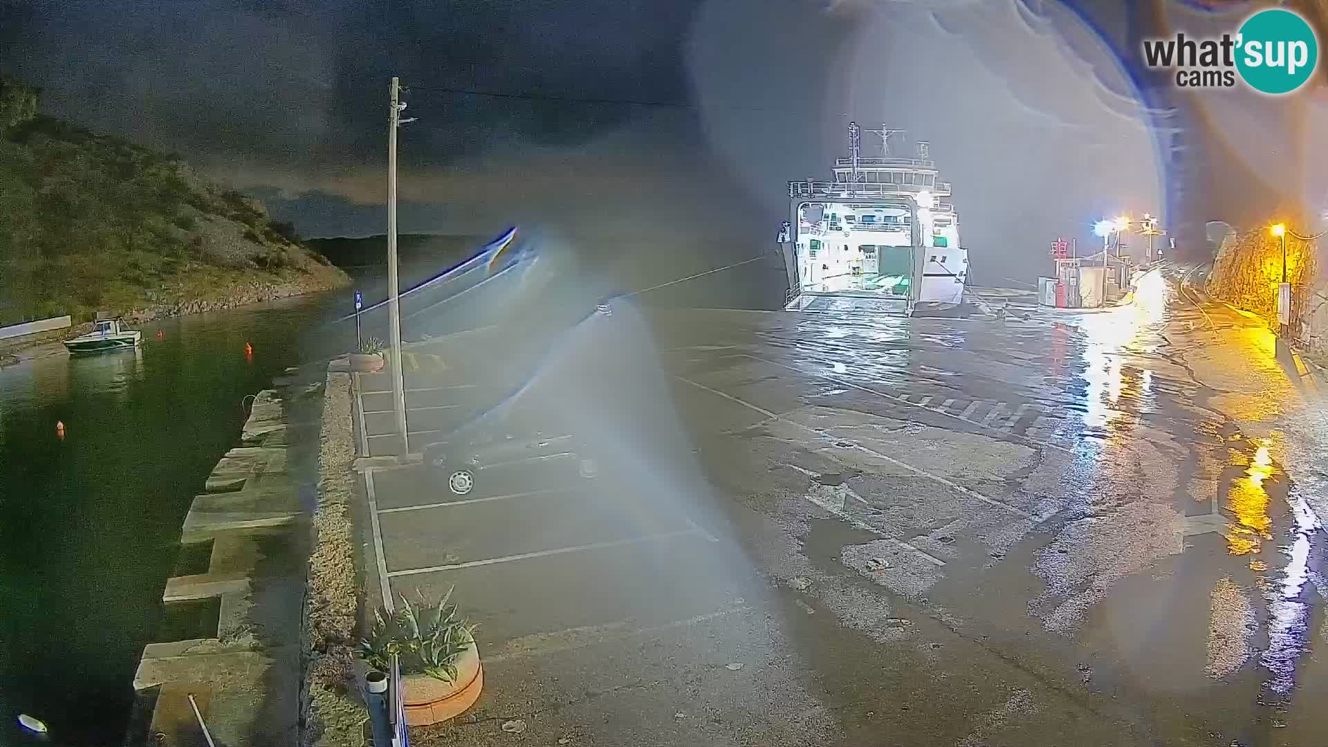 Webcam Prizna ferry port to Pag island