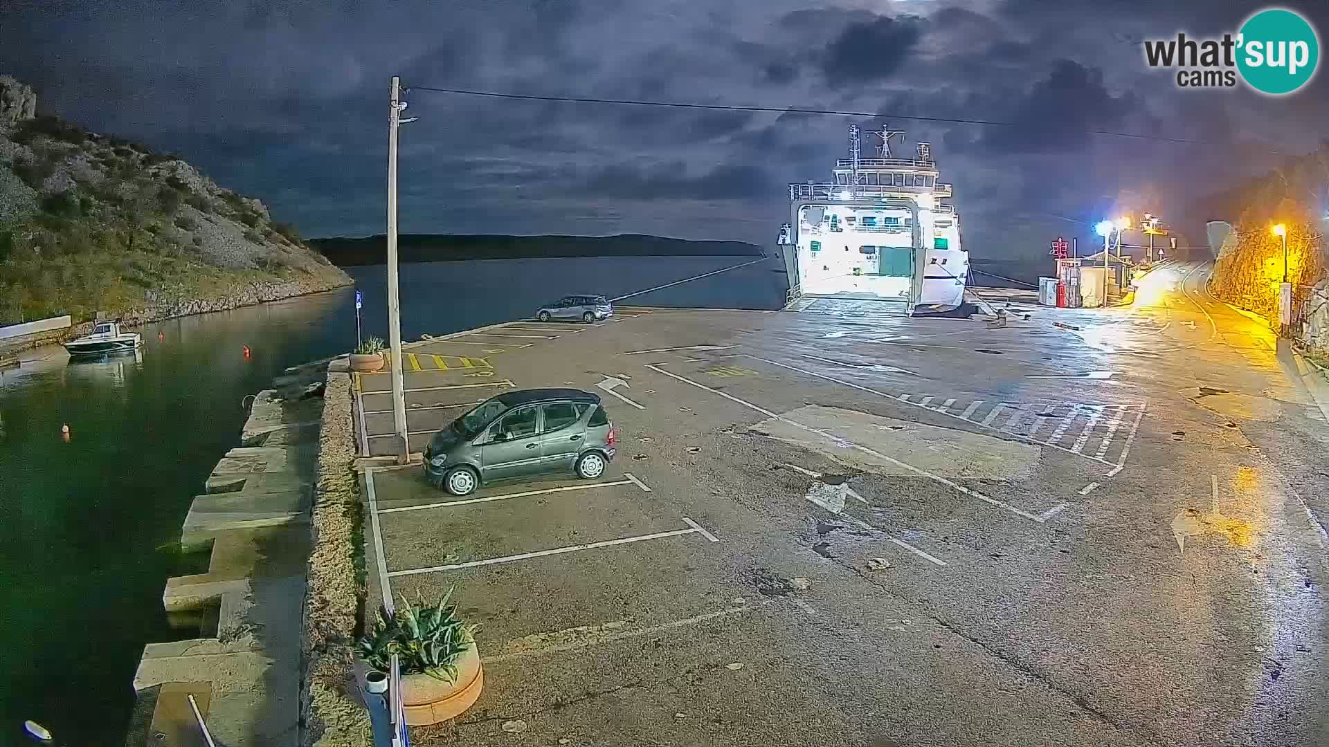 Webcam Prizna ferry port to Pag island