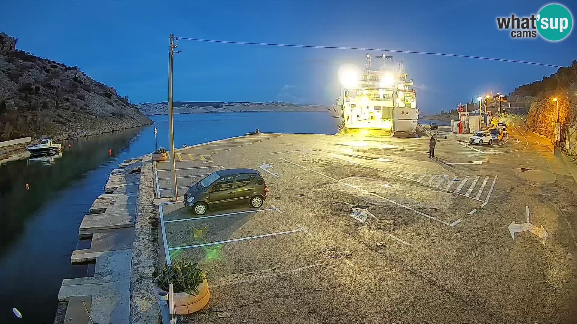 Webcam Prizna ferry port to Pag island