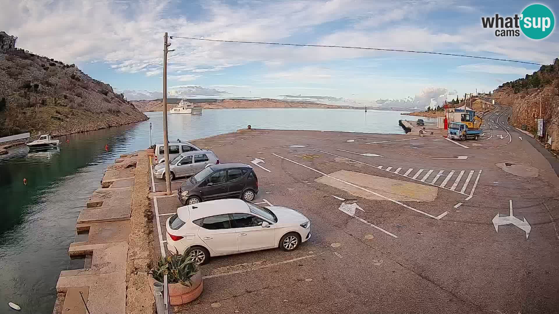 Webcam Fährhafen Prizna – zur Insel Pag