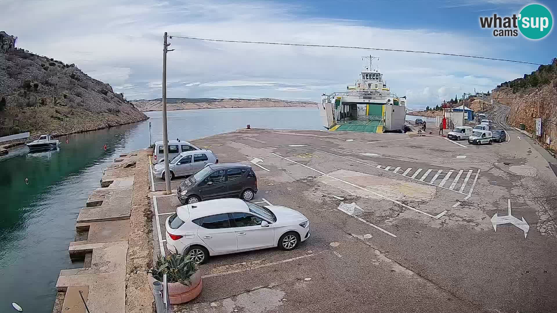 Webcam Prizna ferry port to Pag island
