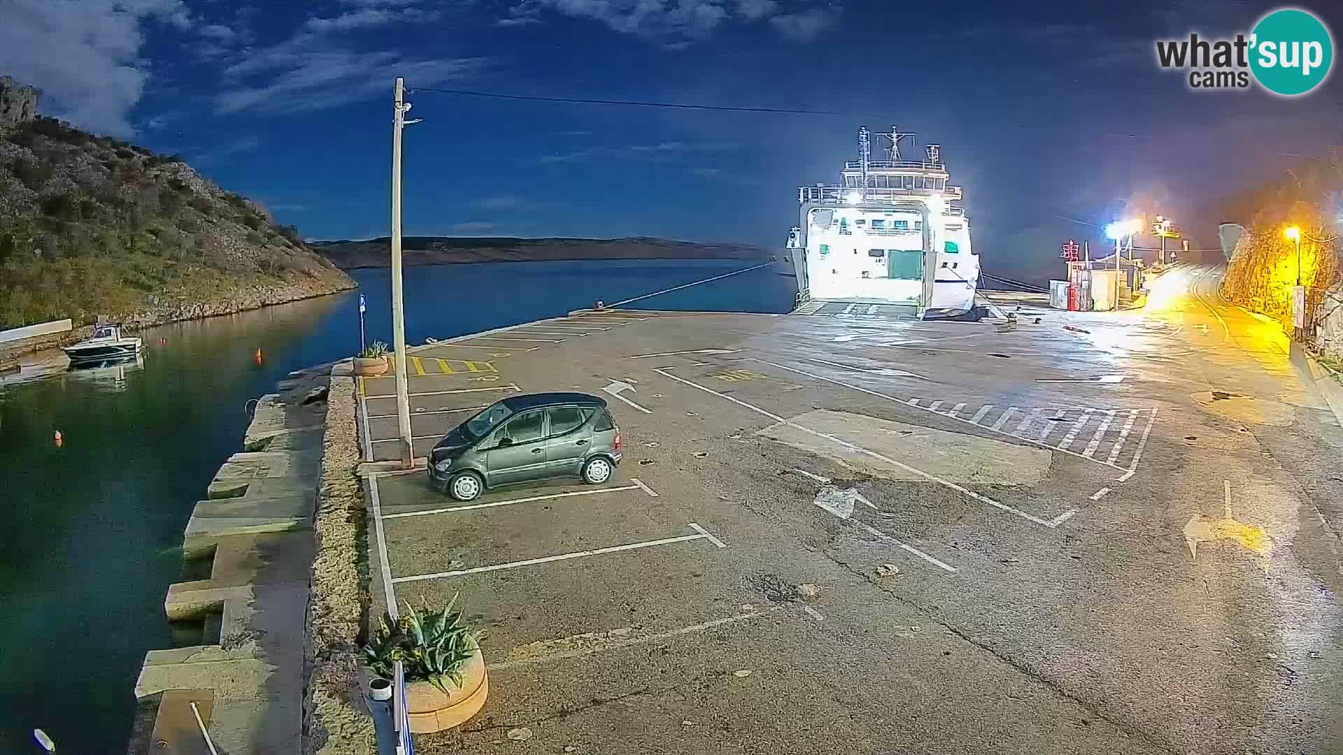 Webcam Prizna ferry port to Pag island